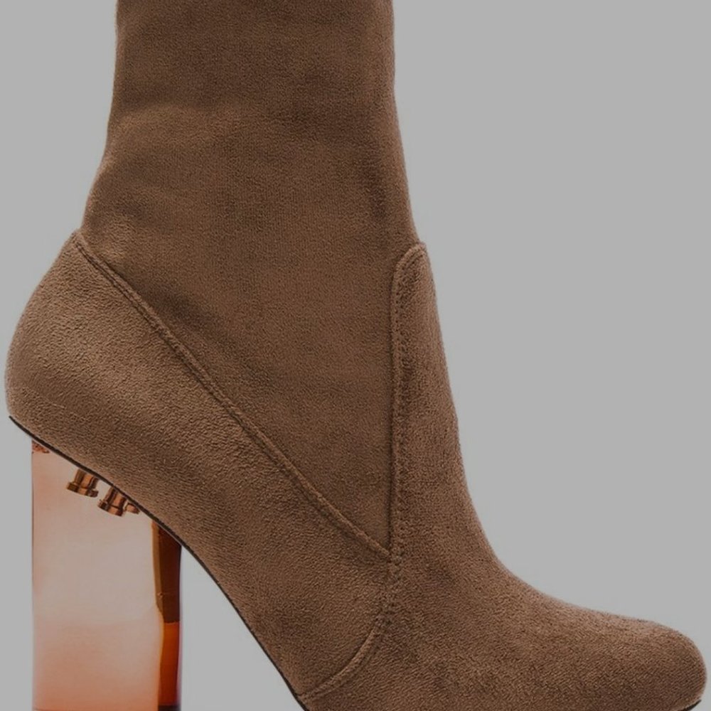 NIB Rare!!! Jeffrey Campbell Pink Suede Booties SZ 39